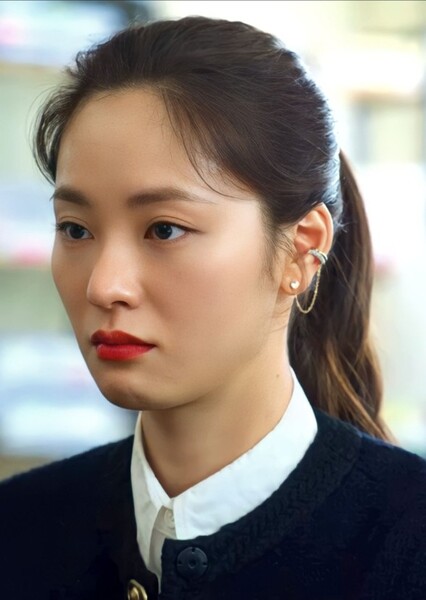 Hong Cha-Young photo