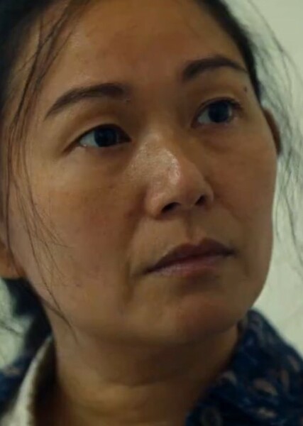 Hong Chau photo
