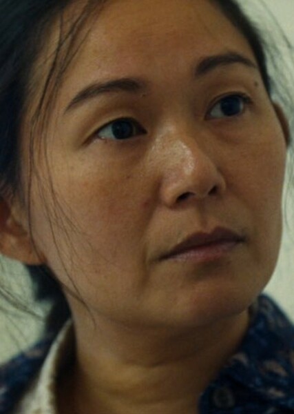 Hong Chau photo