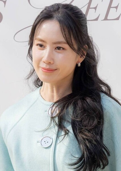 Hong Eun-hee photo