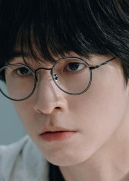 Hong Kyung photo