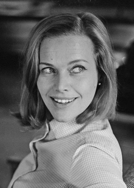 Honor Blackman