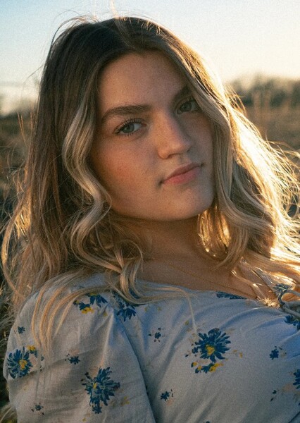Hope Harding photo