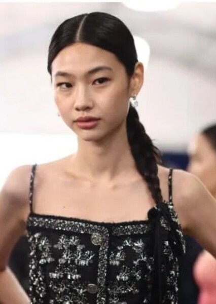 HoYeon Jung photo