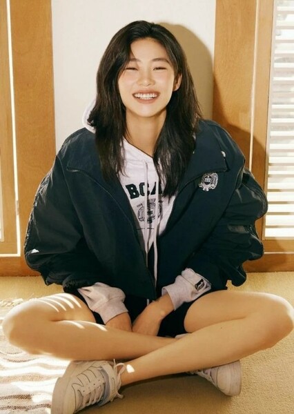 HoYeon Jung photo