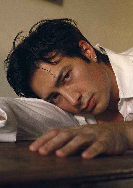 Hudson Williams photo