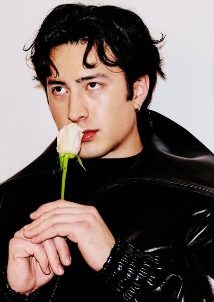 Shane Hollander