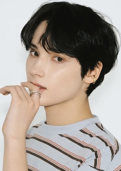 Huening Kai photo