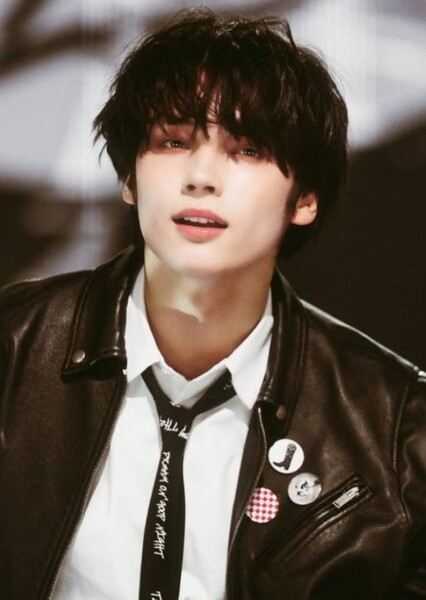 Huening Kai photo