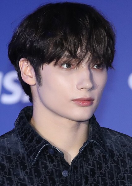 Huening Kai photo