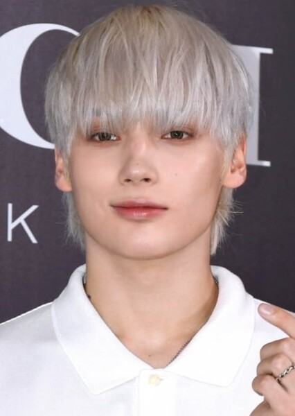 Huening Kai photo