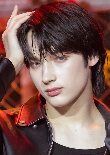 Huening Kai photo
