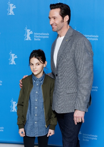 Hugh Jackman and Dafne Keen photo