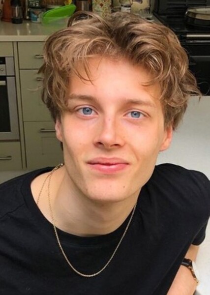 Hugh Laughton-Scott photo