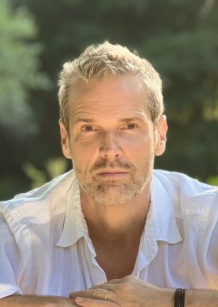 Hugh Panaro