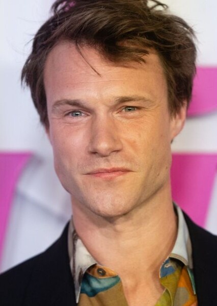Hugh Skinner photo