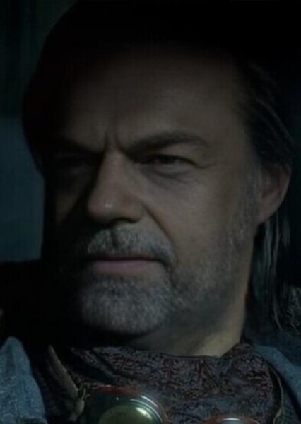 Hugo Weaving photo