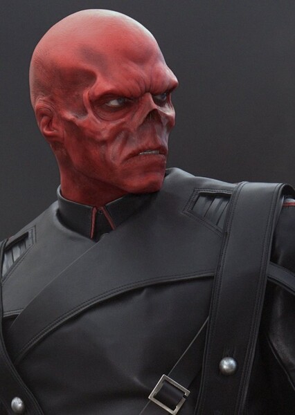 Hugo Weaving