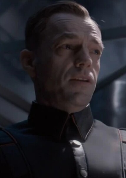 Hugo Weaving photo