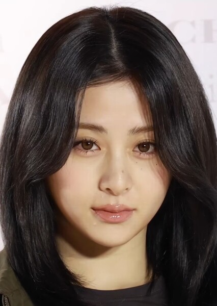 Huh Yunjin photo
