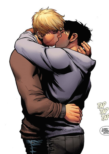 Hulkling and Wiccan photo