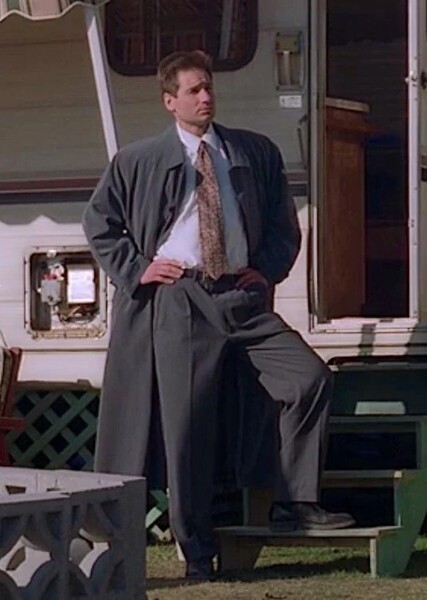Humbug (The X-Files episode) photo
