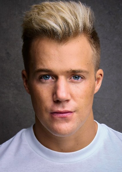 Hunter Clowdus photo