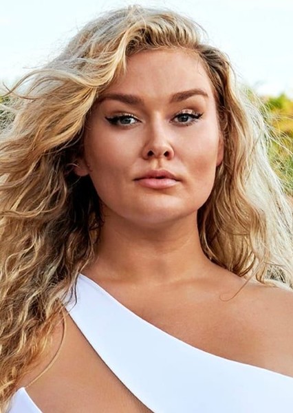 Hunter McGrady photo