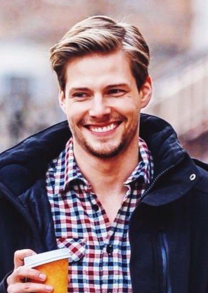 Hunter Parrish photo