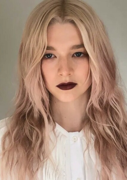 Hunter Schafer photo