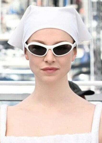 Hunter Schafer photo
