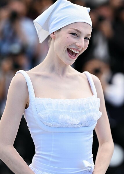Hunter Schafer photo