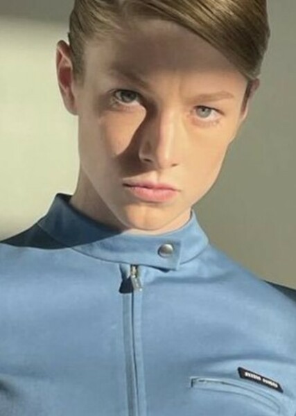 Hunter Schafer photo