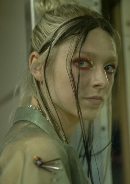 Hunter Schafer photo