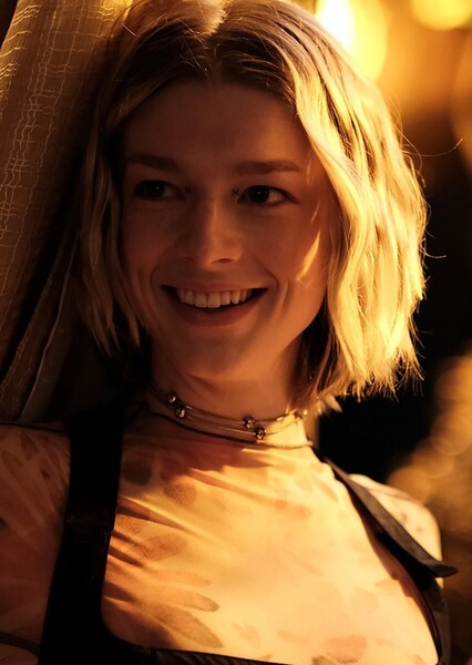 Hunter Schafer photo
