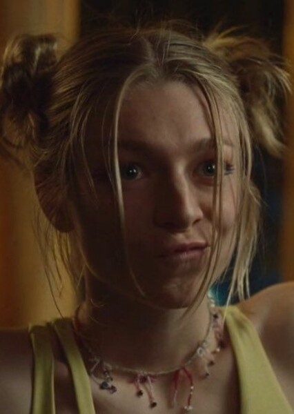 Hunter Schafer photo