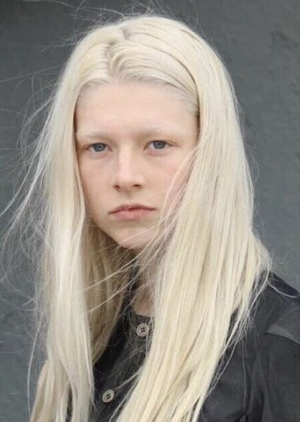 Hunter Schafer photo