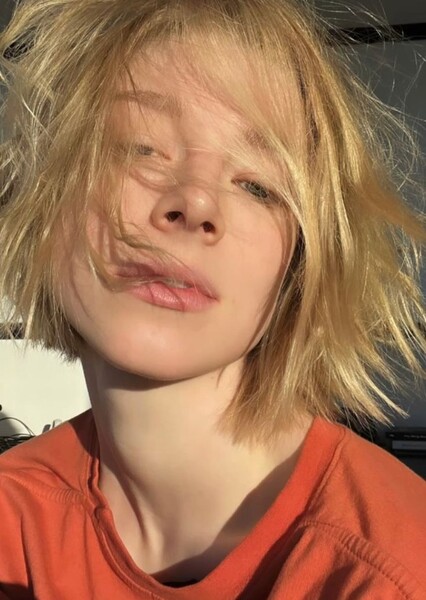 Hunter Schafer photo