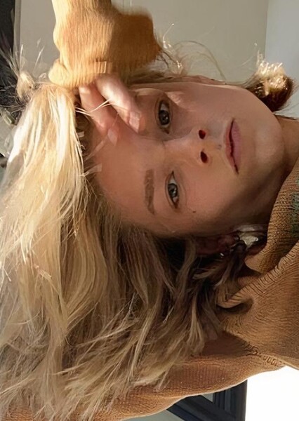 Hunter Schafer photo