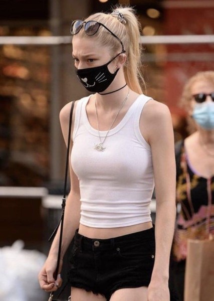 Hunter Schafer photo