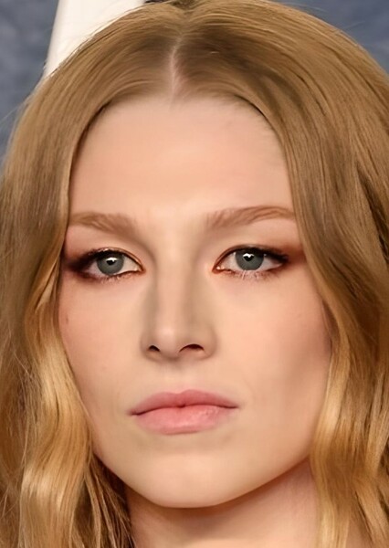Hunter Schafer photo