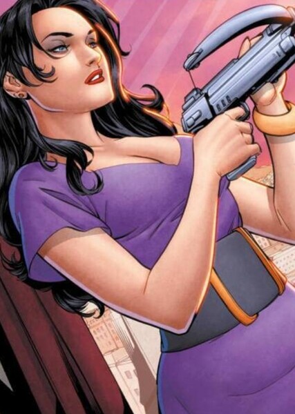 Huntress (Helena Wayne) photo