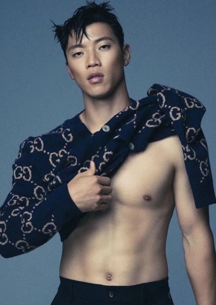 Hwang Hee-chan photo