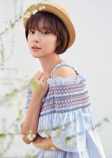 Hwang Jung-eum photo