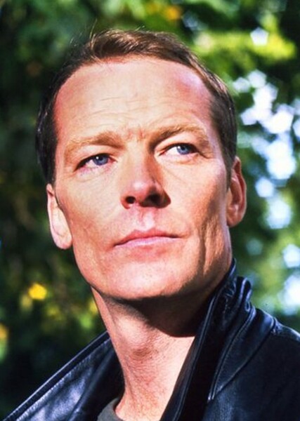 Iain Glen