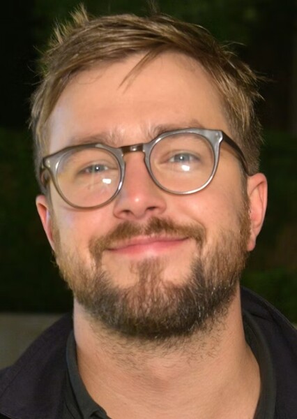 Iain Stirling