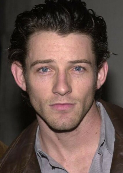 Ian Bohen photo