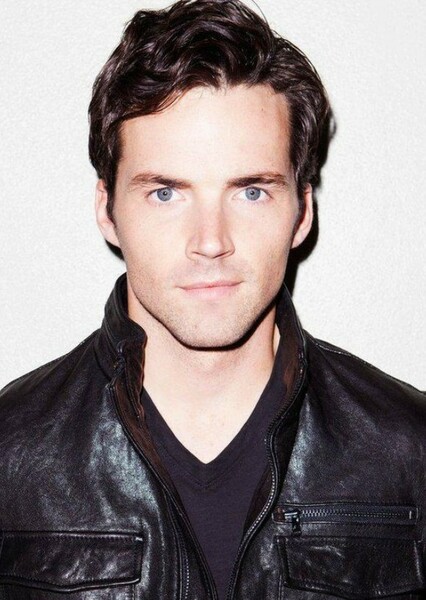 Ian Harding
