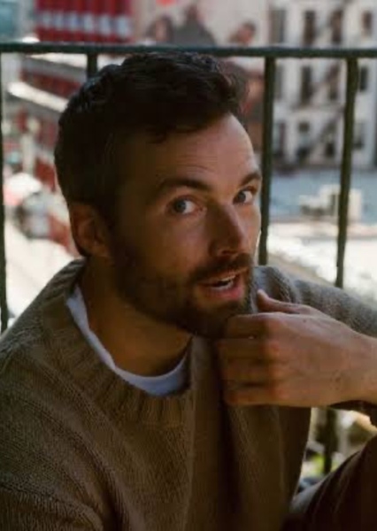 Ian Harding photo