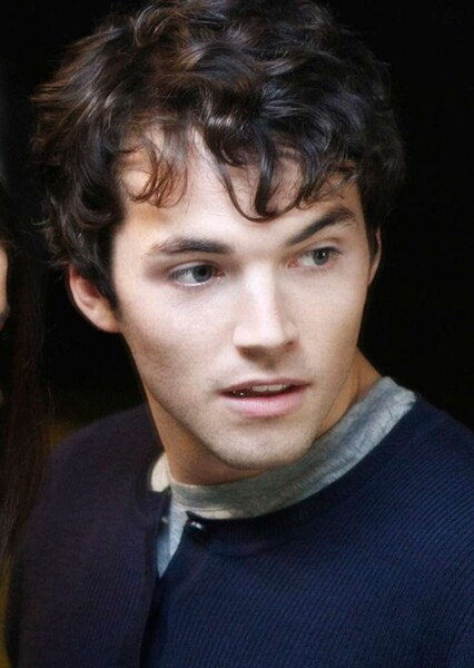 Ian Harding photo